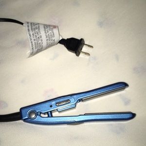Mini flat iron